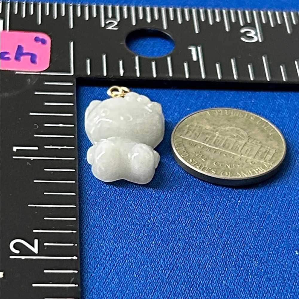 🖤Carved Jade Kitty pendant - Picture 12 of 12